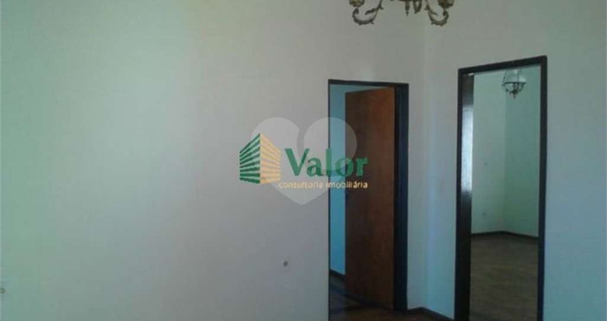 Casa com 3 quartos à venda na Rua Elias Zainun, 15, Vila Monte Carlo, São Carlos