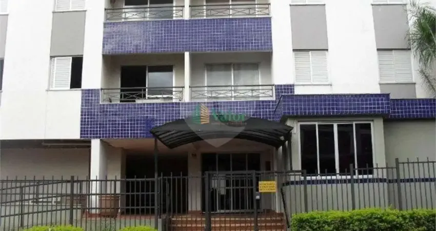 Apartamento no Edifício Villagio Di Napoli .