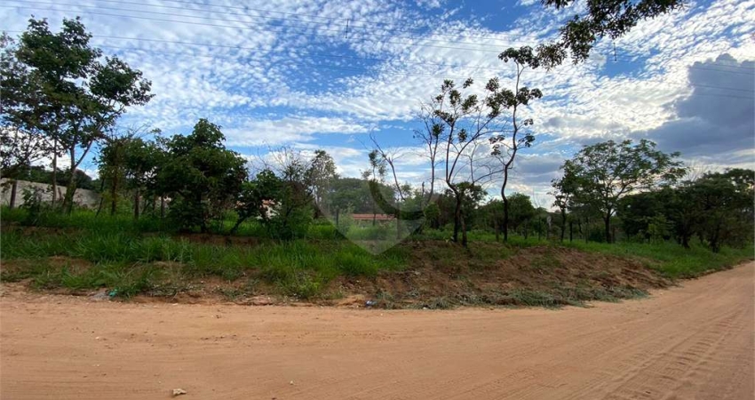 Terreno à venda na Avenida Vicente Massucio Neto, 7, Loteamento Aracê de Santo Antonio II, São Carlos