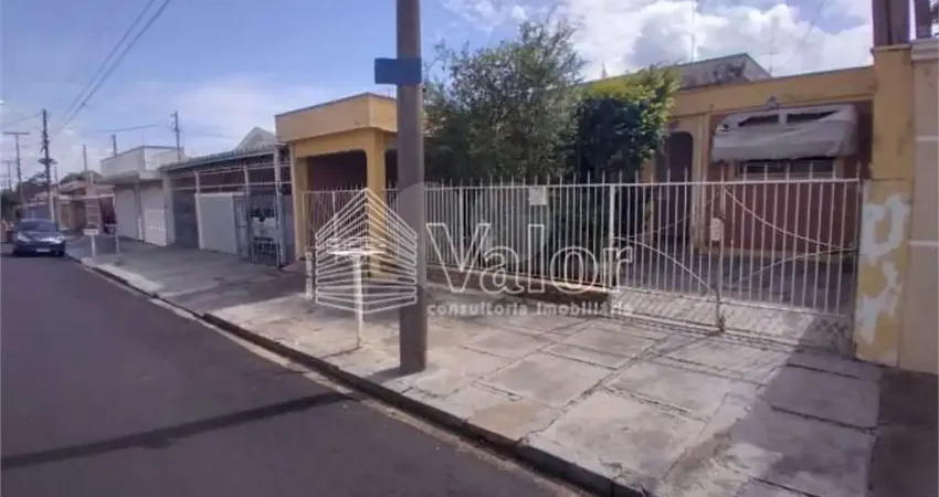 Casa à venda com 2 quartos, sendo 1 suíte,  em vila boa vista, são carlos - sp