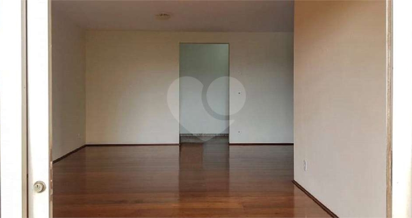 Apartamento com 3 quartos à venda na Avenida Espanha, 780, Centro, Araraquara