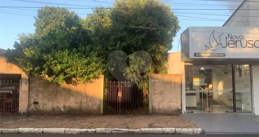 Terreno à venda na Avenida Teixeira de Barros, 1223, Vila Prado, São Carlos