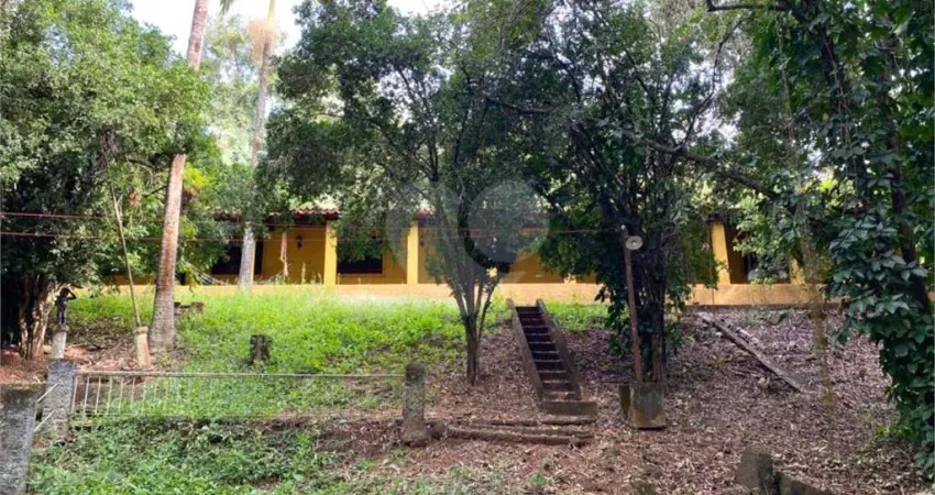 Chácara / sítio com 6 quartos à venda na Avenida Seis, 451, Centro, Analândia