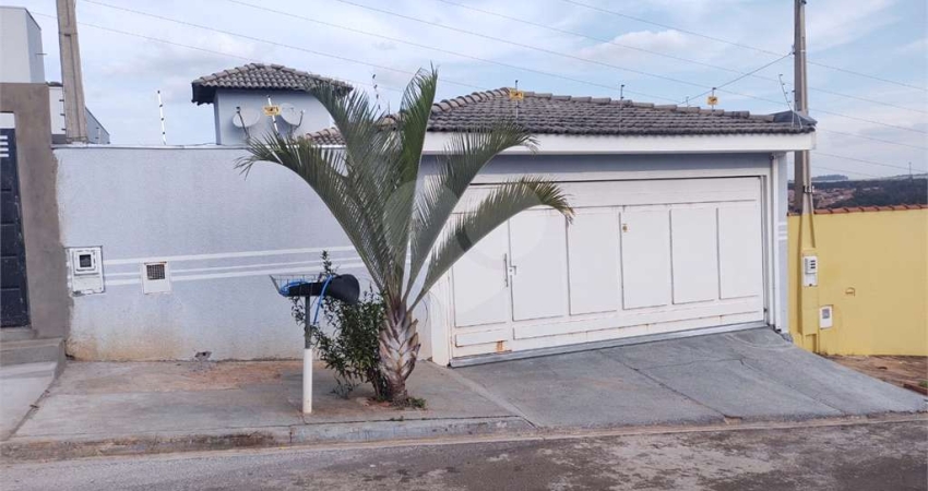 Casa com 3 quartos à venda na Rua Doutor Ivan Pinto de Campos, 71, Jardim das Torres Prolongamento, São Carlos