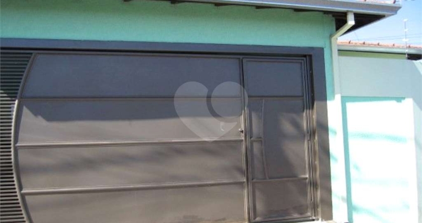 Casa com 2 quartos à venda na Rua Pedro de Almeida, 221, Vila Santa Madre Cabrini, São Carlos
