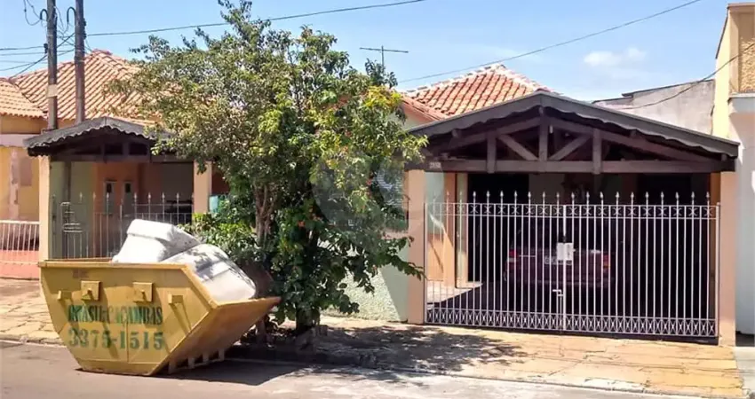 Casa com 6 quartos à venda na Rua Treze de Maio, 3162, Jardim São Carlos, São Carlos