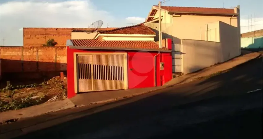 Casa com 3 quartos à venda na Avenida Integração, 68, Vila Monte Carlo, São Carlos