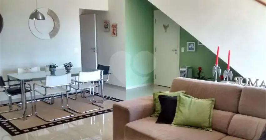 Apartamento Duplex no Condomínio Giardino de Rovello
