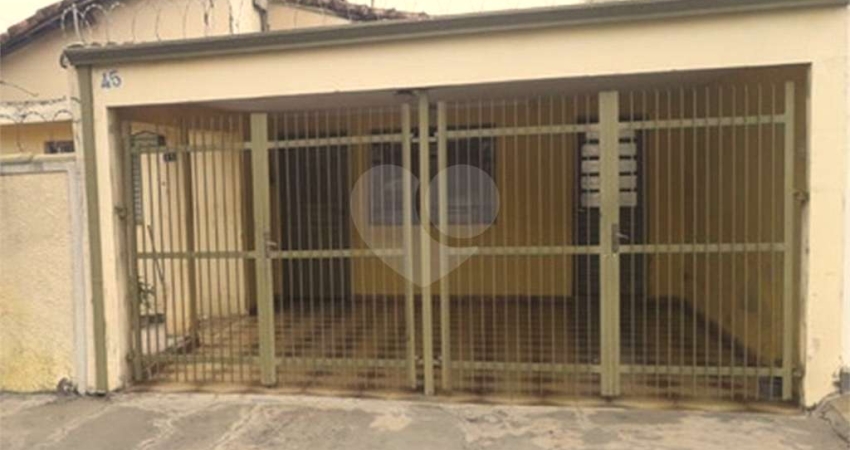 Casa com 3 quartos à venda na Rua Professor Helvídeo Gouvea, 45, Vila Boa Vista, São Carlos