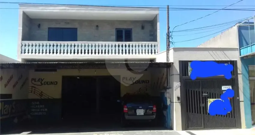 Casa com 3 quartos à venda na Avenida Teixeira de Barros, 1329, Vila Prado, São Carlos