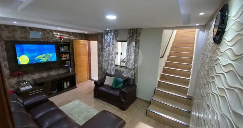 Sobrado à venda com 3 quartos, sendo 1 suíte,  em jardim veneza, são carlos - sp