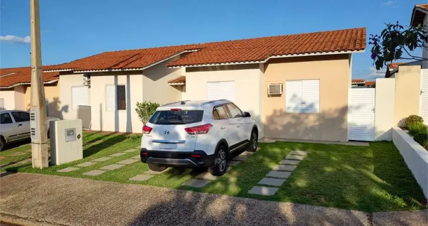 Casa em condomínio fechado com 2 quartos à venda na Rua Expedicionários do Brasil, 1121, Centro, Araraquara