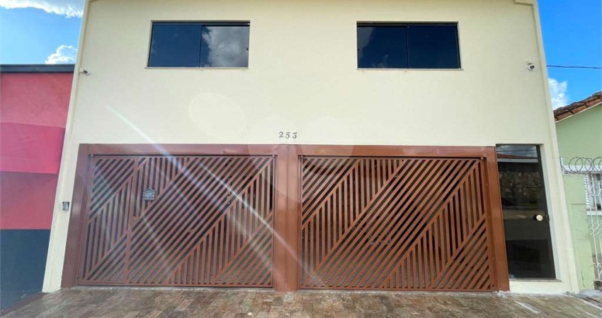 Casa com 3 quartos à venda na Rua Silvério Ignarra Sobrinho, 253, Vila Monteiro (Gleba I), São Carlos