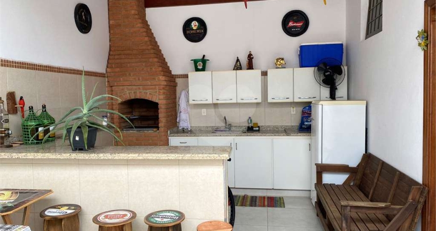 Casa com 3 quartos à venda na Rua Irmã Maria São Félix, 380, Jardim Cardinalli, São Carlos