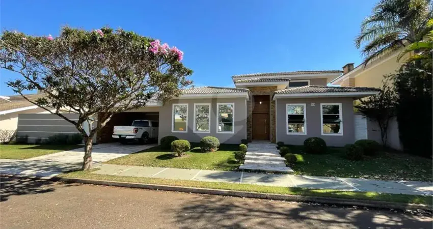 Casa de alto padrão, térrea  no condomínio fechado Damha I em São Carlos.