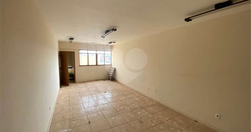 Sala comercial para alugar na Rua Santa Cruz, 462, Centreville, São Carlos
