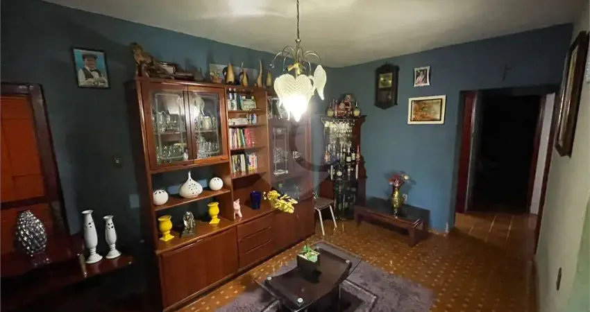 Casa com 6 quartos à venda na Rua Porto Alegre, Vila Celina, São Carlos