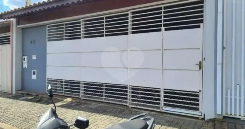 Casa com 3 quartos à venda na Rua Presidente Vargas, 653, Vila Costa do Sol, São Carlos