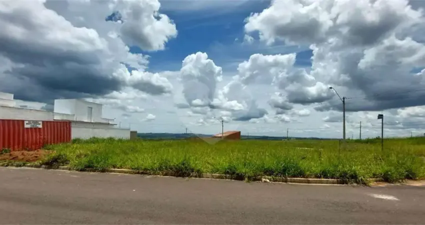 Terreno comercial à venda na Rua Marcos Roberto Ramos, 1, Residencial Arcoville, São Carlos