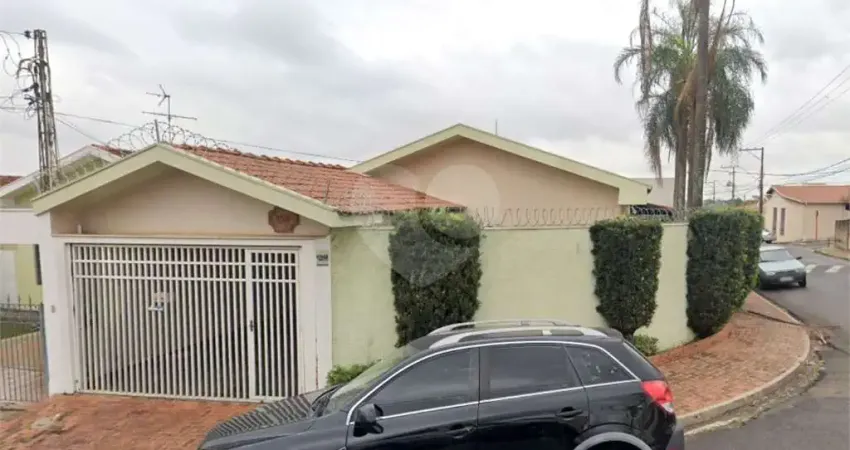 Casa à venda com 3 quartos, sendo 1 suíte, em loteamento albertini, são carlos - sp