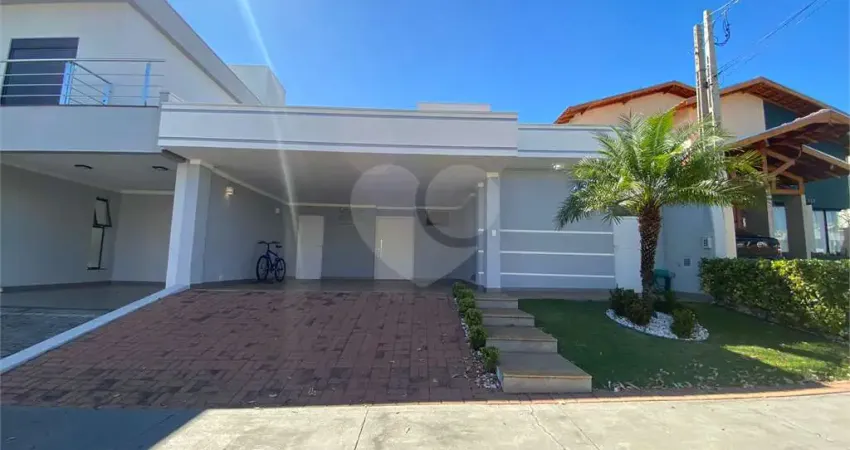 Casa térrea com piscina para venda no Condomínio Quebec.