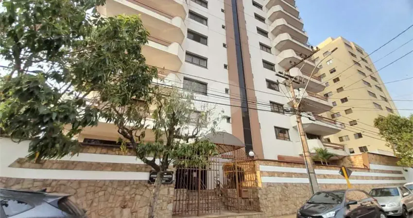 Apartamento à venda com 3 quartos, sendo 1 suíte, no condomínio edifício joão malagutti, são carlos - sp