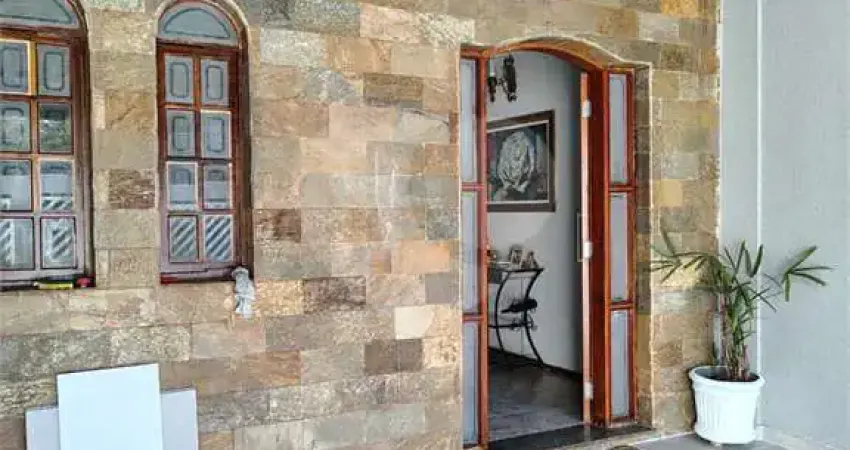 Casa à venda com 2 quartos, sendo 1 suíte,  em parque delta, são carlos - sp