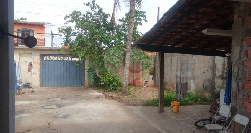 Casa com 2 quartos à venda na Rua Winston Monteiro Ricetti, 380, Residencial Itamarati, São Carlos