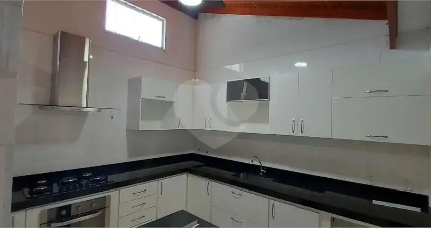 Casa em condomínio fechado com 2 quartos à venda na Avenida Otto Werner Rosel, 811, Jardim Ipanema, São Carlos