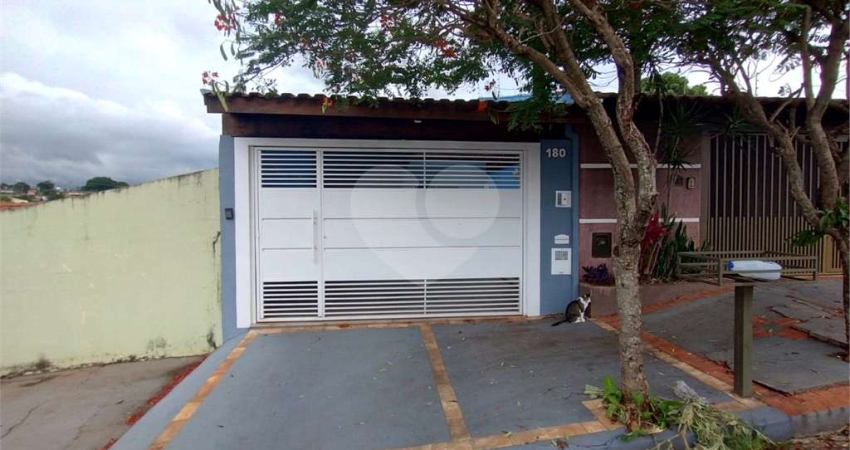 Ótima Casa à Venda no Bairro Azulville – São Carlos/SP