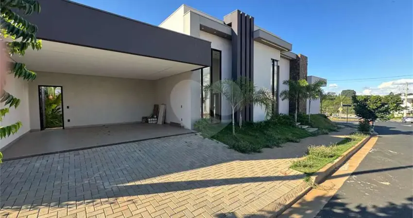 Casa Térrea de Alto Padrão à Venda – Village Damha IV