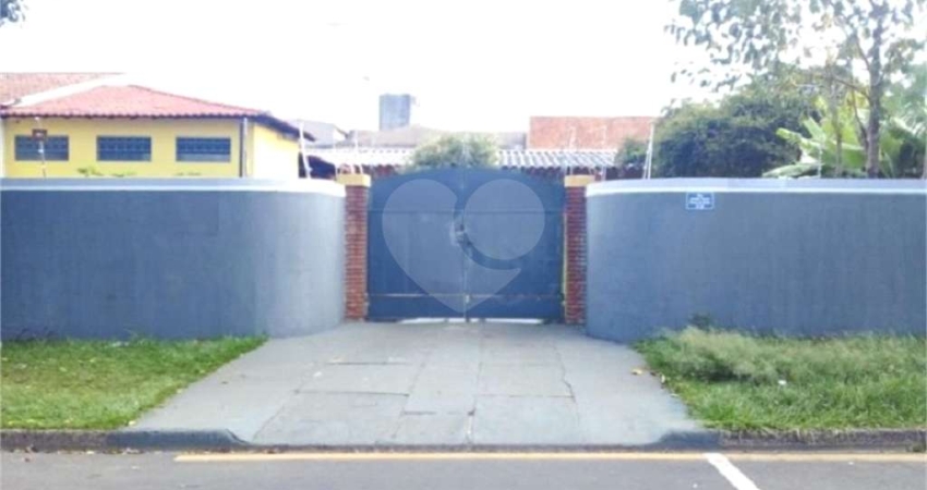 Casa-São Carlos-Parque Santa Felícia Jardim | Ref.: REO1086224