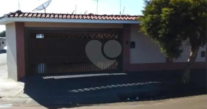 Casa com 3 quartos à venda na Rua Allan Kardec, 1055, Jardim Cruzeiro do Sul, São Carlos