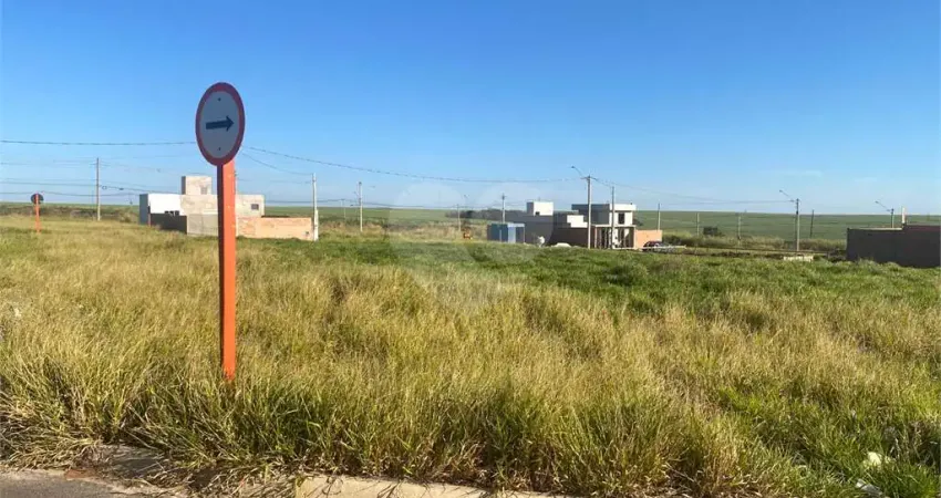 Terreno à venda na Rua Maria Conceição Guimarães da Silva, Jardins do Porto, São Carlos