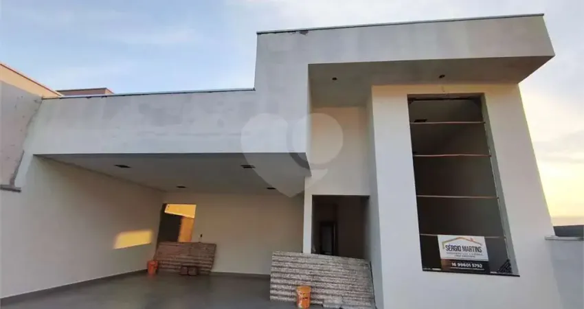 Casa  à venda com 3 quartos, sendo 1 suíte,  no condomínio faixa azul, são carlos - sp