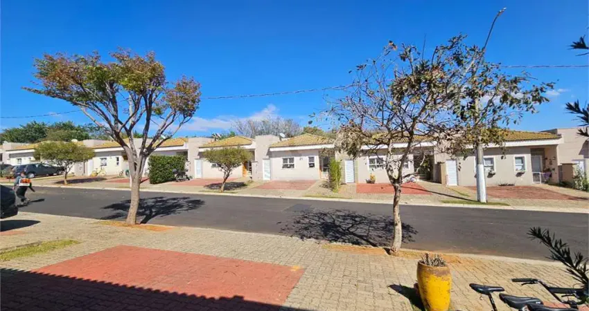 Casa  à venda com 3 quartos, sendo 1 suíte,  no condomínio recanto do bosque, são carlos - sp