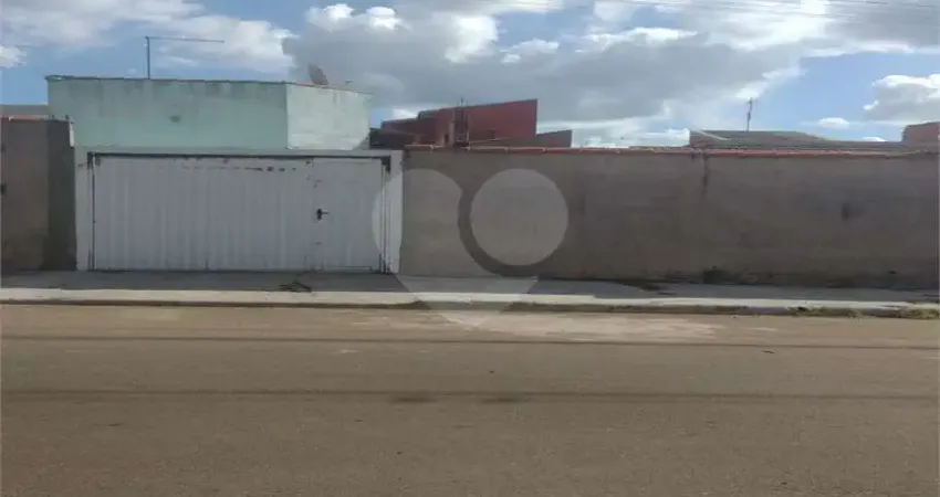 Casa com 2 quartos à venda na Rua Brasiliano Bento, Jardim Embaré, São Carlos