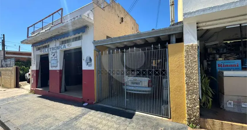 Casa com 2 quartos à venda na Rua Estados Unidos, Vila Costa do Sol, São Carlos