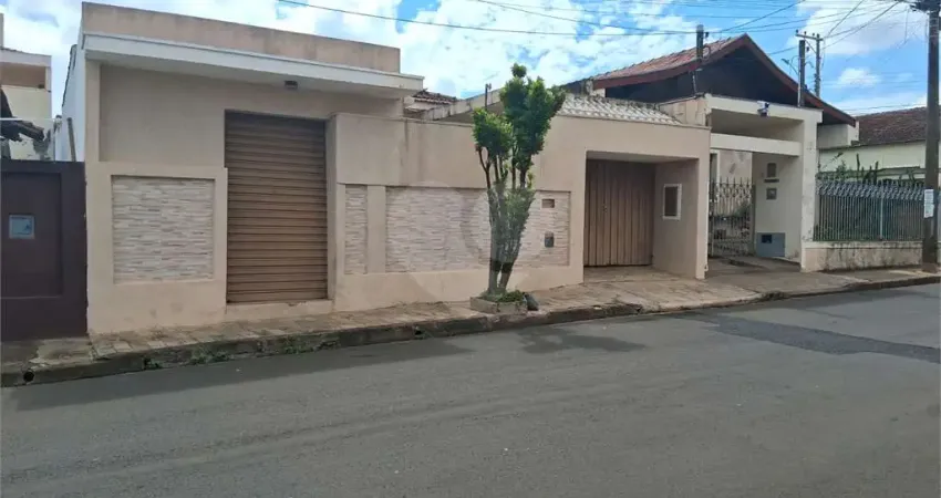 Casa com 3 quartos à venda na Rua Napoleão Germiniano, Vila Costa do Sol, São Carlos