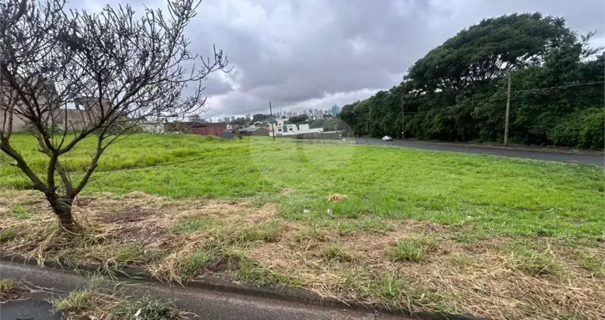 Terreno à venda na Rua Antonio Antonioli, Jardim Santa Júlia, São Carlos