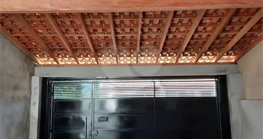 Casa à venda com 2 quartos em Parque Industrial, São Carlos, SP