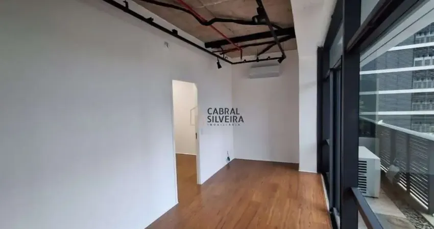 Sala comercial com 2 salas para alugar na Rua Elvira Ferraz, 250, Vila Olímpia, São Paulo