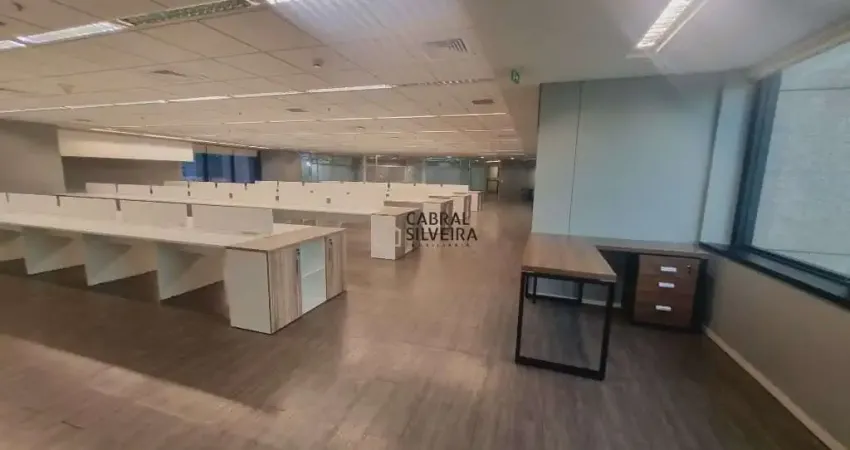 Sala comercial com 5 salas para alugar na Ponte Eusébio Matoso, 1375, Pinheiros, São Paulo