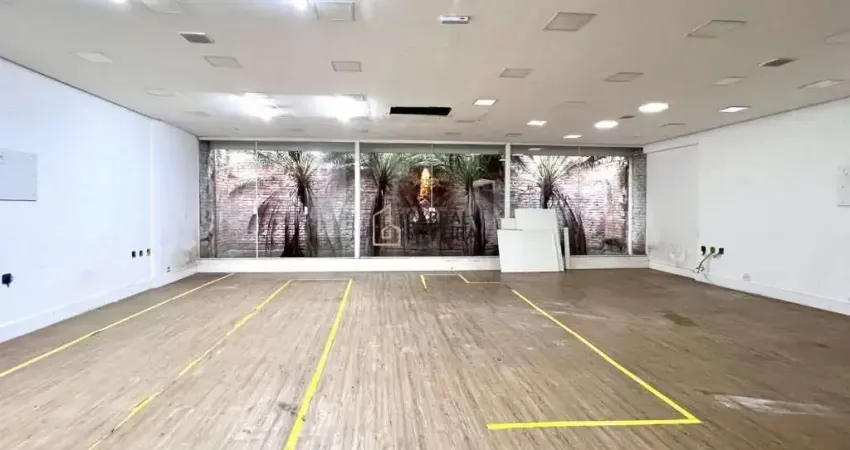 Barracão / Galpão / Depósito com 2 salas para alugar na Alameda dos Nhambiquaras, 502, Moema, São Paulo