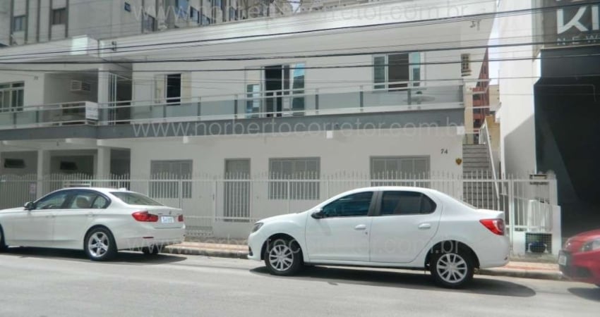 Casa com 4 quartos para alugar na Rua 258, 74, Meia Praia, Itapema