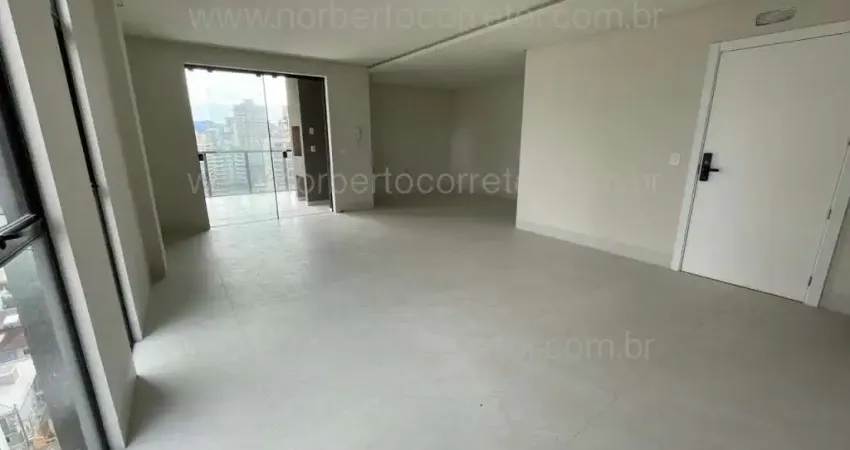 Apartamento à venda na Rua 284, 625, Meia Praia, Itapema