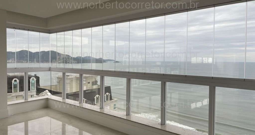 Apartamento à venda na Avenida Nereu Ramos, 3730, Meia Praia, Itapema