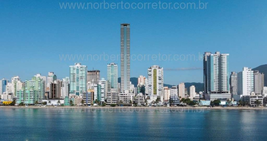Apartamento à venda na Avenida Nereu Ramos, 3096, Meia Praia, Itapema
