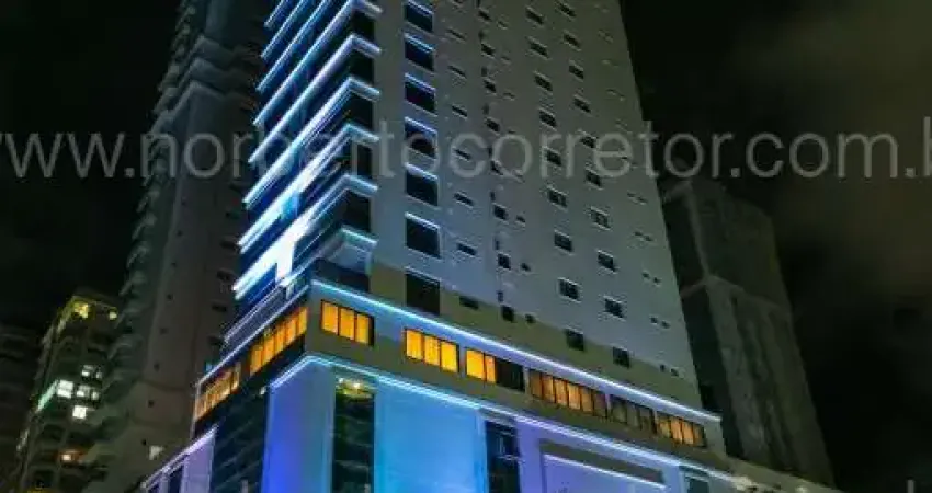 Apartamento à venda na Rua 234, 349, Meia Praia, Itapema