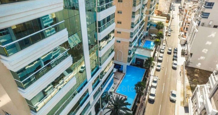 Apartamento à venda na Avenida 294, 220, Meia Praia, Itapema